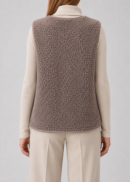 Women’s Sleeveless Button-Down Gilet | Lightweight Layering Waistcoat | Nova Muse