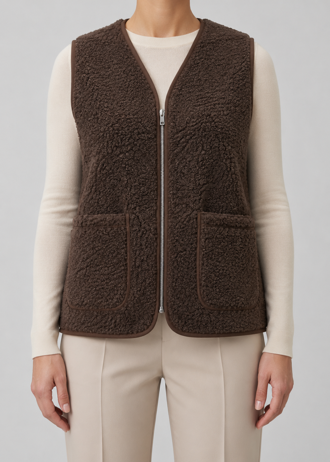 Women’s Sleeveless Button-Down Gilet | Lightweight Layering Waistcoat | Nova Muse